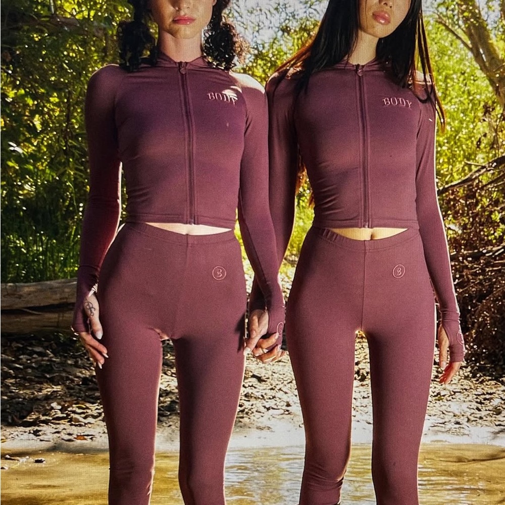 Stylish Women's Mauve Leggings Set